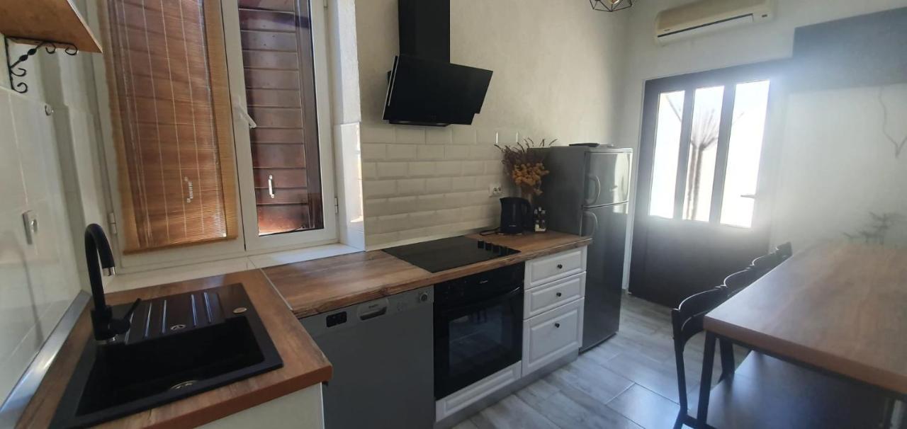 Apartments Kut Vis Dış mekan fotoğraf