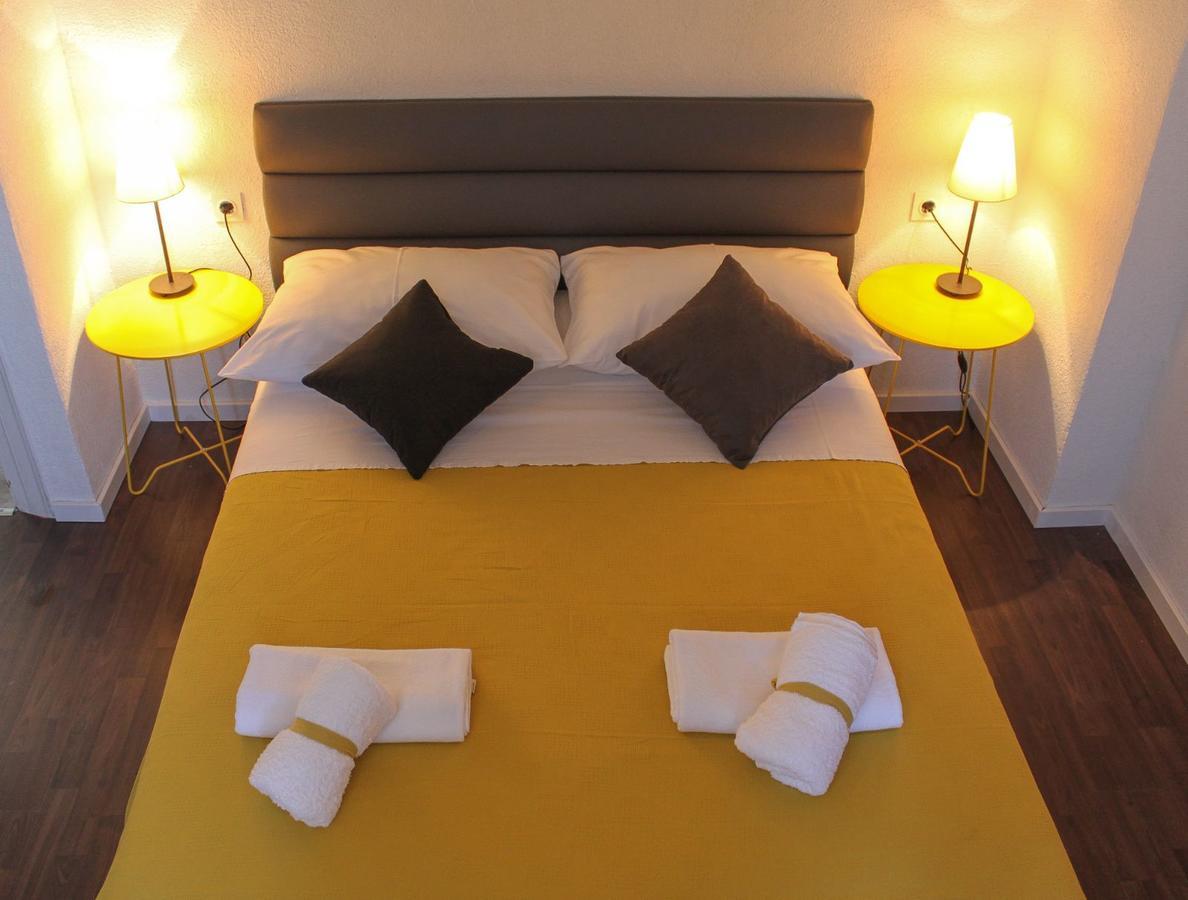 Apartments Kut Vis Dış mekan fotoğraf